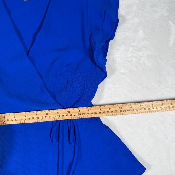 Monteau Los Angeles Shirt Top Women Size S Blue Short Sleeve V-Neck EUC - Picture 4 of 12